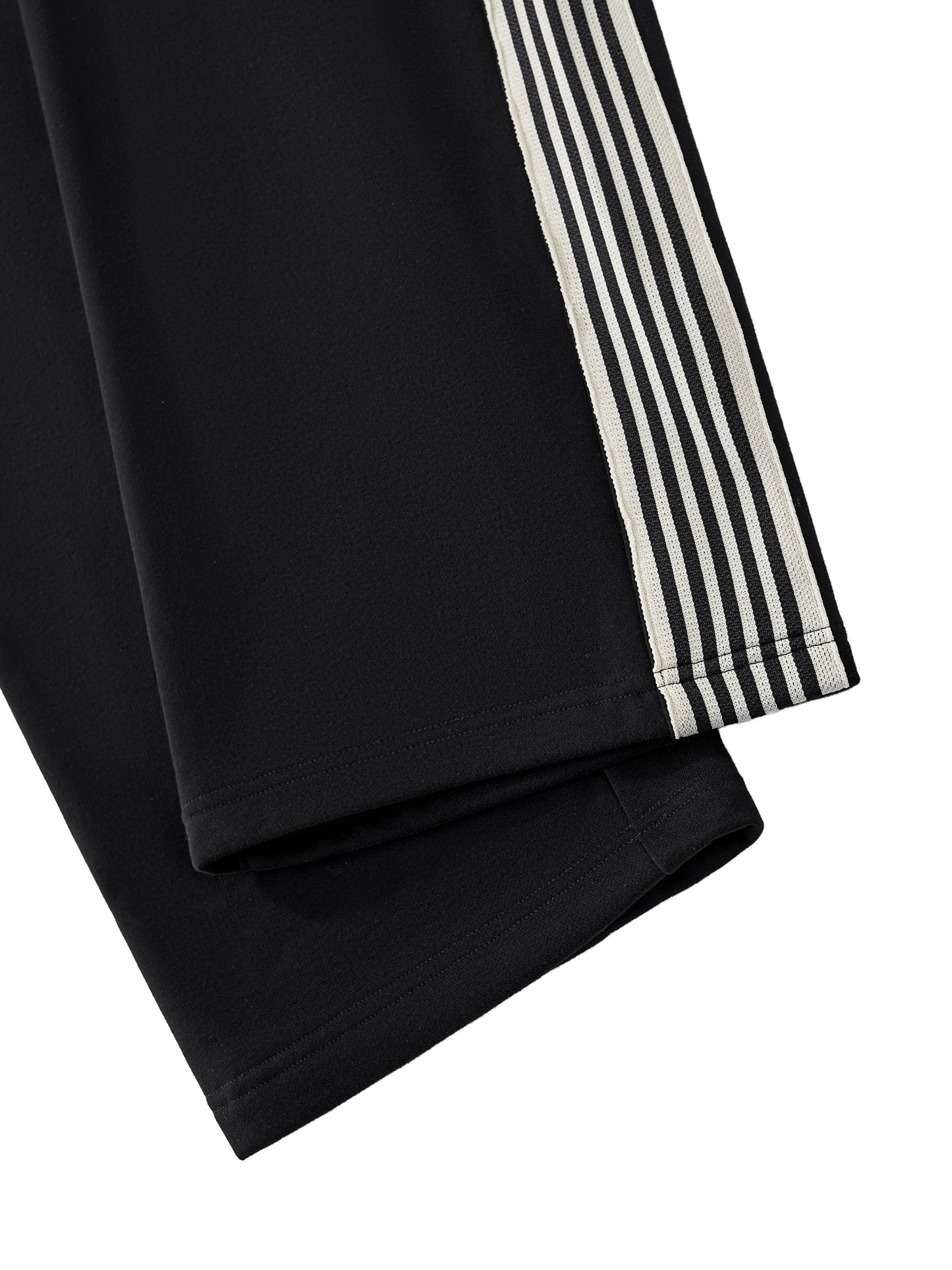 LogoStripe